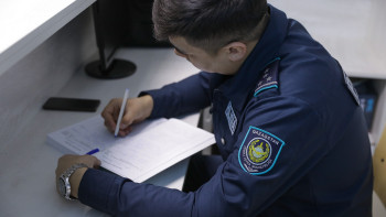 Фотография к новости: Астанада терминалды тепкен ер адам қамауға алынды