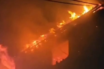 Фотография к новости: Елордалық өрт сөндірушілер жатақханадағы өртті сөндірді