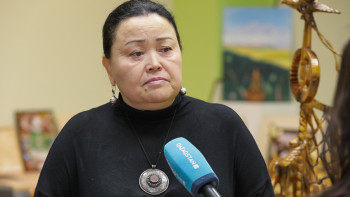 Фотография к новости: "Еркектің әйелдер киімін тіккенін қаламаймын". Этнодизайнер ұлттық сана туралы айтты