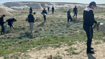 Фотография к новости: Маңғыстауда "Ыбықты-Сай" шатқалында  сенбілік өтті