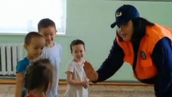 Фотография к новости: Су тасқыны: Батыс Қазақстанда психологтар күніне ондаған адамға көмектеседі