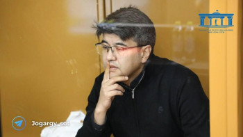 Фотография к новости: "Дауыс көтермеңіз". Бишімбаев жәбірленуші тараппен сөзге келіп қалды