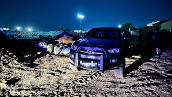 Фотография к новости: Бөгеттегі құм толы қапшықтарды ұрлап кеткендер ұсталды