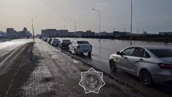 Фотография к новости: Астанада Ұлы Дала даңғылын су басып қалды