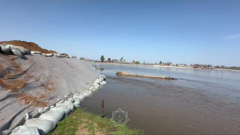 Фотография к новости: ТЖ министрі Шыңғыс Әрінов БҚО-да үйінді бөгеттердің жай-күйін тексерді