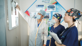 Фотография к новости: Елімізде медицина қызметкерлерінің кәсіби жауапкершілігін сақтандыру тетігі енгізілді