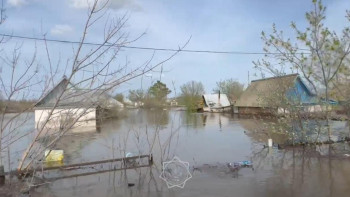 Фотография к новости: Батыс Қазақстанда саяжай тұрғындары эвакуацияланды