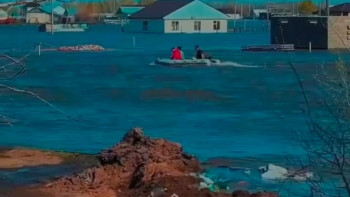 Фотография к новости: Оралда саяжай тұрғындары эвакуацияланды