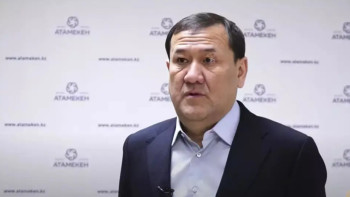 Фотография к новости: Кәсіпкер су тасқынынан зардап шеккендерге 2,7 миллиард теңге бөледі