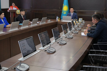 Фотография к новости: Павлодар облысында шыбын-шіркеймен күрестің негізгі кезеңі басталды