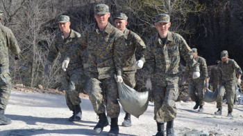 Фотография к новости: Ұландықтар батыс өңірінде су тасқынына қарсы күресіп жатыр