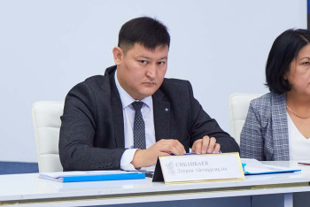 Фотография к новости: Ақмолалық дәрігерлерге 5 млн теңге көлемінде бюджеттік кредит берілді