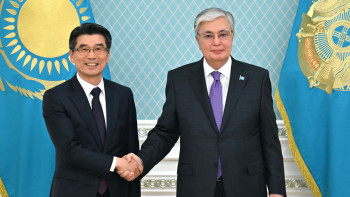 Фотография к новости: Мемлекет басшысы KIA корпорациясының президентін қабылдады