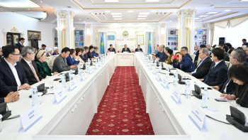 Фотография к новости: Елордада жаңа тарихи кітаптар таныстырылды