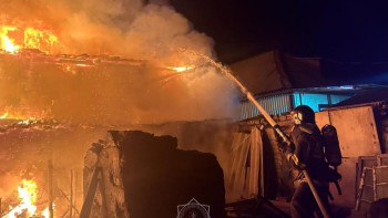 Фотография к новости: Семейде жеке тұрғын үй өртенді