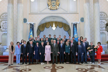 Фотография к новости: Президентінің Жарлығымен бірқатар ұлт өкілдері марапатталды