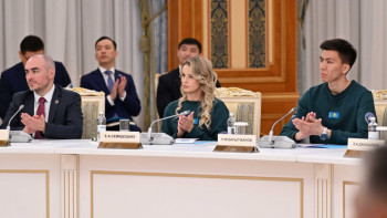 Фотография к новости: Тіл – көптеген мемлекет үшін өзекті мәселенің бірі – Тоқаев