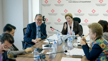 Фотография к новости: Су тасқыны. Су, электрмен жабдықтау және көлік инфрақұрылым мәселесі талқыланды