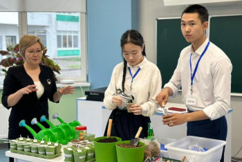 Фотография к новости: "Өз ағашыңды өсір" акциясына 340 мыңнан аса оқушы қатысты