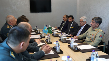 Фотография к новости: Қазақстан мен Пәкістан Қорғаныс министрлері ынтымақтастықтың келешегін талқылады