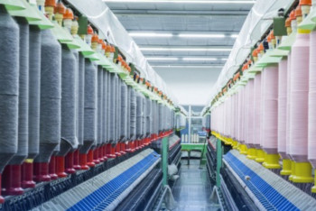 Фотография к новости: Еліміздің жеңіл өнеркәсіп саласында 1400 кәсіпорын жұмыс істейді