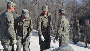 Фотография к новости: Су тасқыны кезінде БҚО мен СҚО-ға көмектескен ұландықтар қызметтеріне оралады