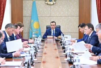 Фотография к новости: Палатаның алдағы отырысында жаңа сенатор ант береді