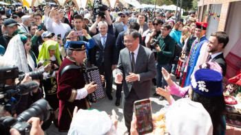 Фотография к новости: Алматылықтар бірлік күнін ерекше атап өтті