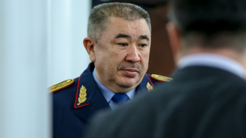 Фотография к новости: Ішкі істер министрлігінің бұрынғы басшысы 2 айға қамалды