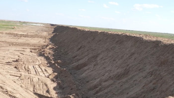 Фотография к новости: Жедел штаб. Жалғансай ауылында 7 шақырым қорғаныс бөгеті салынды