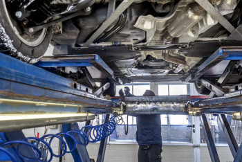 Фотография к новости: Енді техникалық тексеруден жалған өткізгендер 369 мың теңге айыппұл төлейді