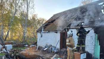 Фотография к новости: Ақтөбеде өртенген үйден екі адамның денесі табылды