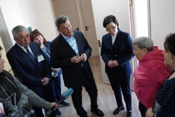 Фотография к новости: СҚО-да су тасқынынан зардап шеккендерге алғашқы 7 пәтер алынды