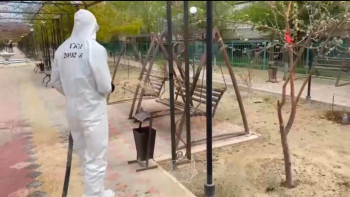 Фотография к новости: Атырауда ТЖМ әскери қызметшілері дезинфекциялық жұмыстар атқаруда