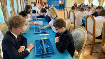 Фотография к новости: Литвада тоғызқұмалақтан балалар арасындағы халықаралық турнир өтті