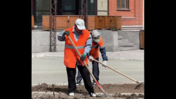 Фотография к новости: Семейде қаланы көгалдандыру жұмыстары жүргізіліп жатыр