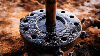 Фотография к новости: Министр су тасқыны мұнай өндірісіне қалай әсер еткенін айтты