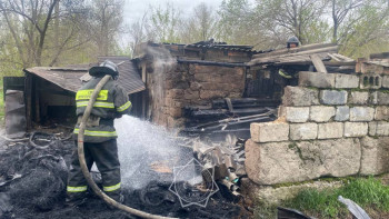 Фотография к новости: Теміртауда сарай мен гараж өртенді