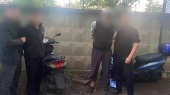 Фотография к новости: Алматыда мопед ұрлаумен айналысқан екі топ ұсталды