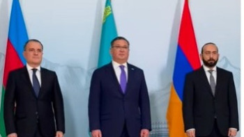 Фотография к новости: Алматыда Әзербайжан мен Армения сыртқы істер министрлерінің келіссөзі аяқталды