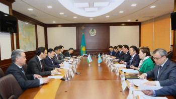 Фотография к новости: Қазақстан мен Өзбекстан арасындағы ынтымақтастықтың негізгі бағыттары талқыланды