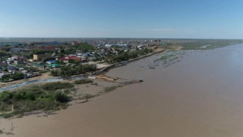 Фотография к новости: 12 сағат ішінде Жайық өзеніндегі су деңгейі қатты көтерілді