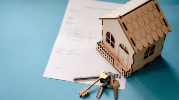 Фотография к новости: "Отау" бағдарламасы: Баспаналы болған 8 мың адамның есімі жарияланады