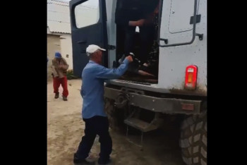 Фотография к новости: Су тасқыны. Атыраудың Алмалы ауылынан 2 адам эвакуацияланды