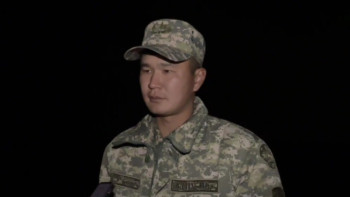 Фотография к новости: Су тасқыны. Алмалы ауылында әскерилер кезекшілік етуде