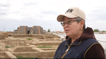 Фотография к новости: Сарайшықта каналды жыру арқылы су деңгейі төмендетіліп жатыр