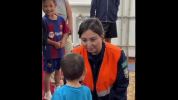 Фотография к новости: Су тасқыны. Махамбет ауданының тұрғындарына психологиялық қолдау көрсетілді