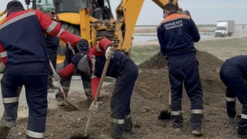 Фотография к новости: «Атырау – Индер» тас жолының 27 шақырымында жол ашылды