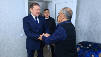 Фотография к новости: Су тасқыны. Үйі қираған 74 отбасы баспаналы болды