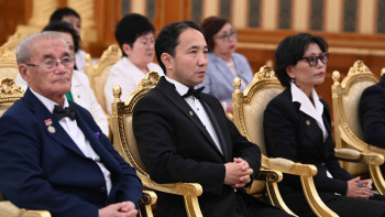 Фотография к новости: Тоқаев: Мәдениет саласының өкілдері халықтың рухани қалқаны болуға тиіс